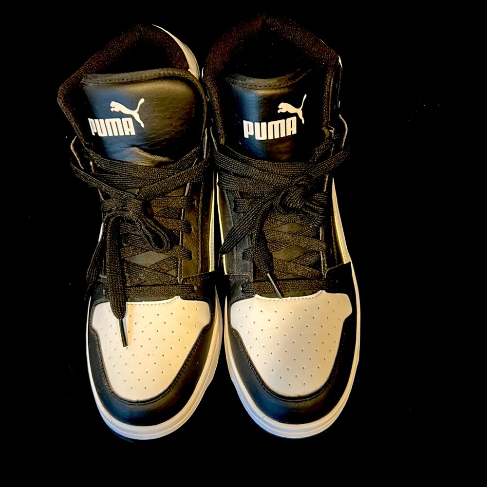 New W/O Tags Men’s Puma High Top Sneakers size 12